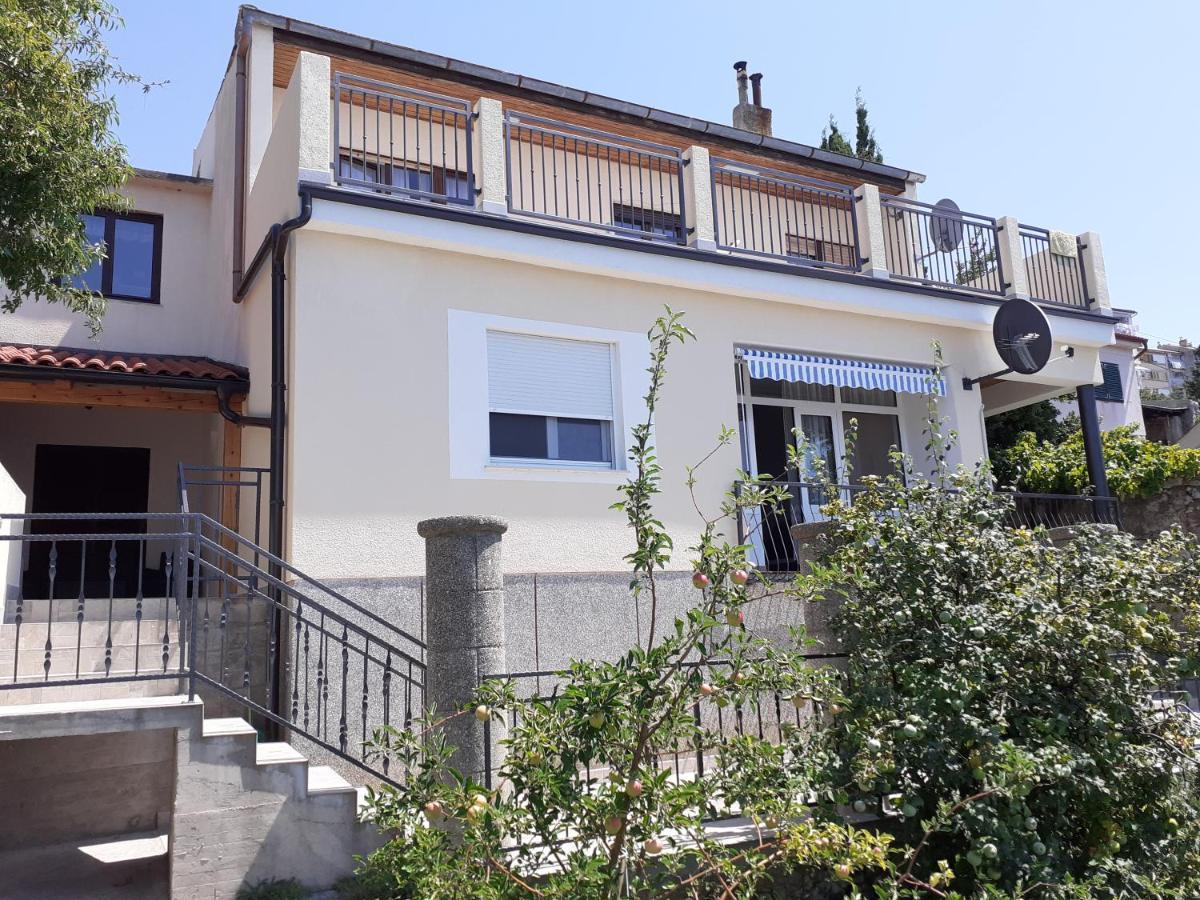 Apartman Helena Senj  Buitenkant foto
